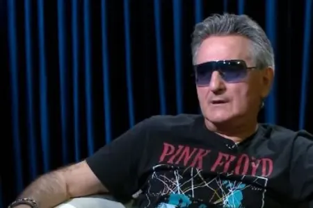 "Bahalı ev, maşın yox, geyim istəyirəm"