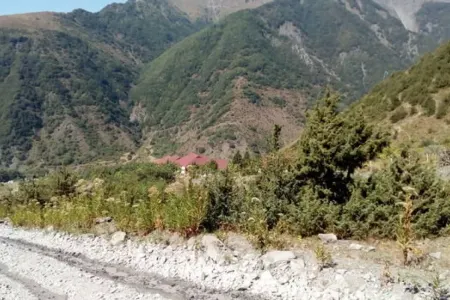 Astarada tur rəhbəri dağlıq ərazidə yıxılaraq ölüb