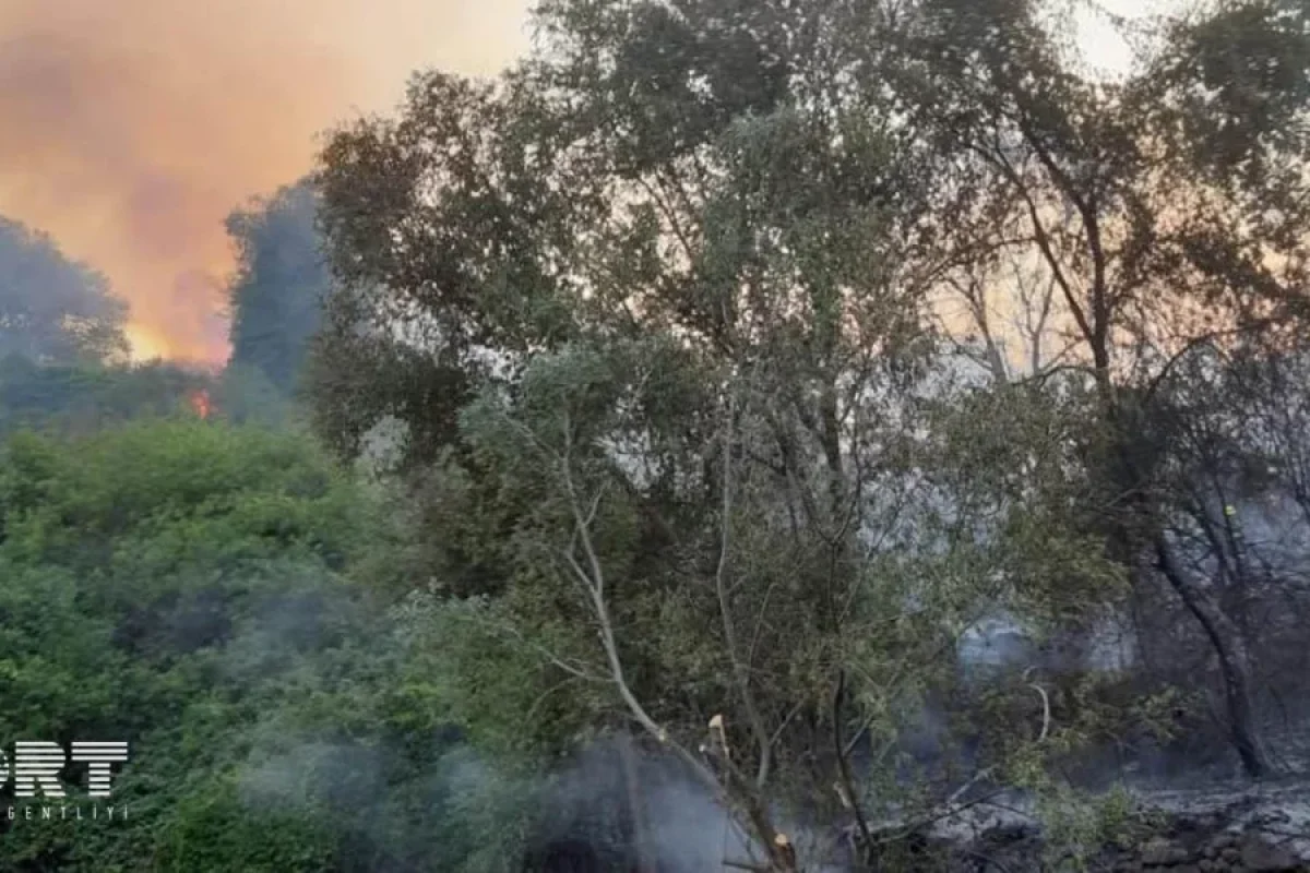 Xaçmazda yanğın: Avtomobillərin hərəkəti çətinləşdi