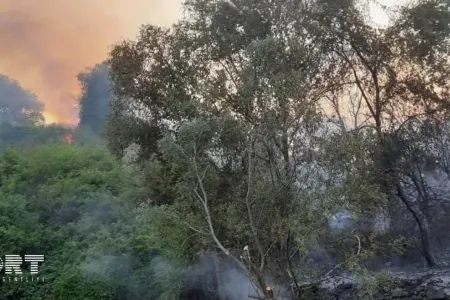 Xaçmazda yanğın: Avtomobillərin hərəkəti çətinləşdi