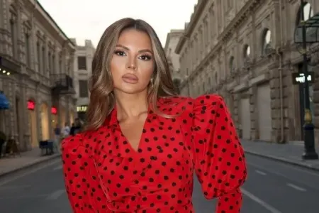 Aynişan yeni evinin lüks qarderob otağını göstərdi - VİDEO