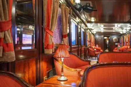 Bu qatarda bir həftəlik tur avtomobil qiymətinə - BƏRABƏRDİR