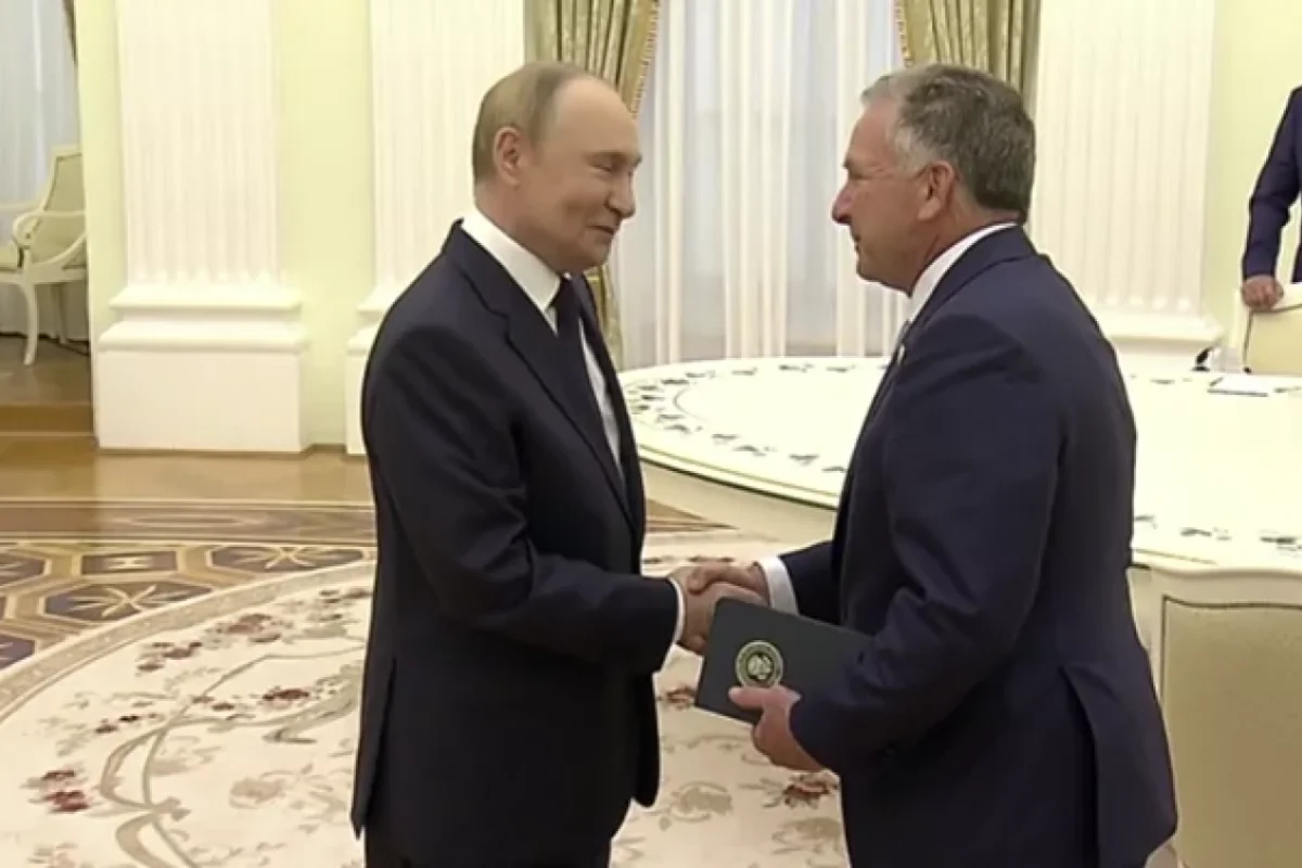 Putin Uitkoffu qəbul etdi