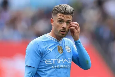 Premyer Liqa klubu "Mançester Siti"nin futbolçusunu icarəyə götürmək istəyir
