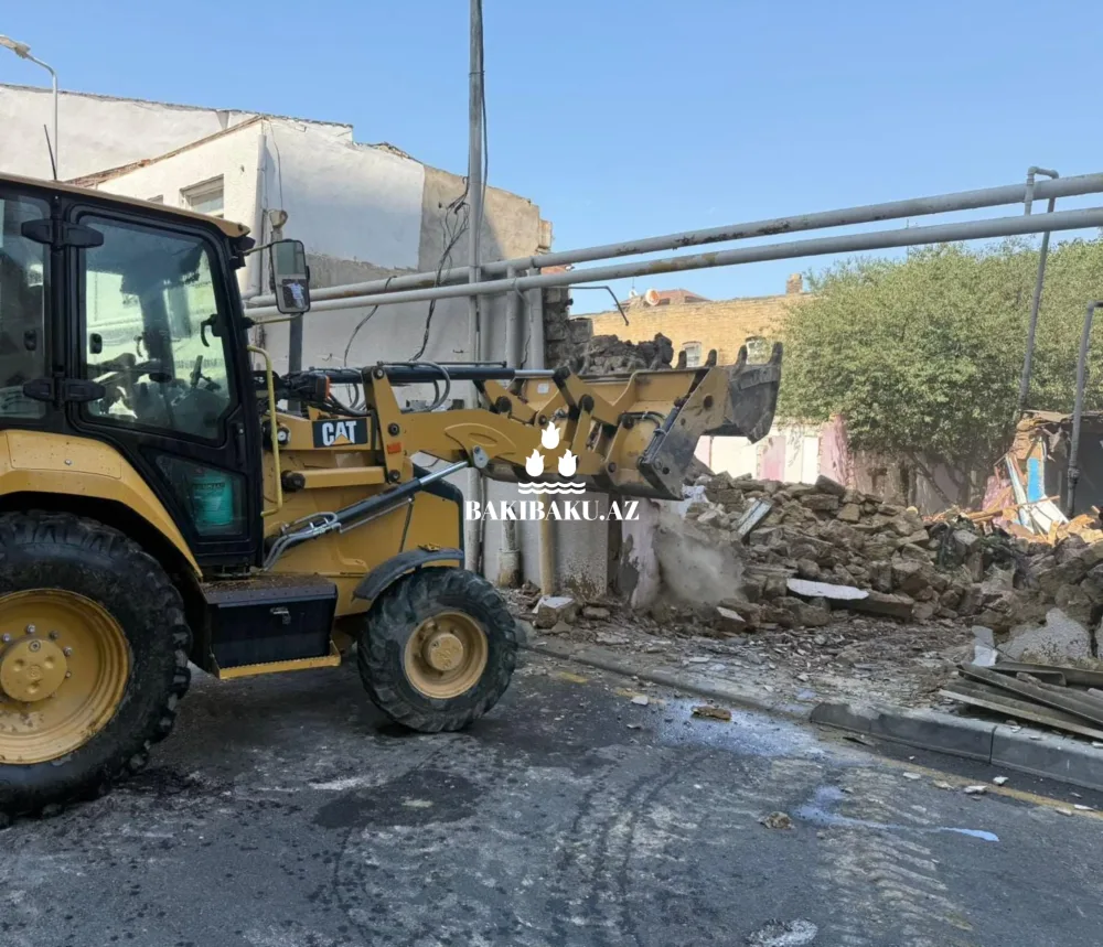 “Sovetski”də söküntü işlərinə başlanıldı - FOTO