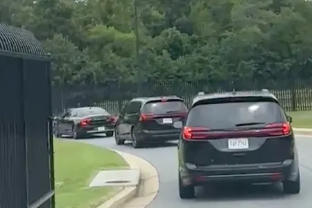 ABŞ-də İlham Əliyevi müşayiət edən kortej - VİDEO