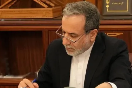 İran XİN başçısı İƏT-in fövqəladə toplantısının keçirilməsini istəyir