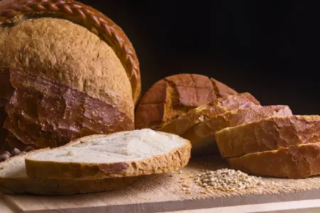 Ağ çörəkdən də zərərli 3 QİDA