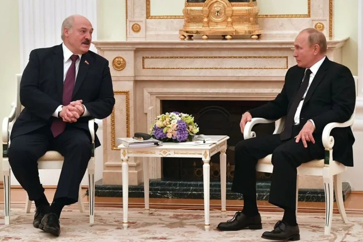 Lukaşenko və Putin Rusiya-ABŞ danışıqlarının gedişatını müzakirə etdilər