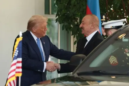 Tramp İlham Əliyevi Ağ Evdə belə qarşıladı - VİDEO