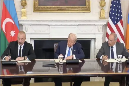 TDT Baş katibi Azərbaycan-Ermənistan razılaşmasını alqışladı