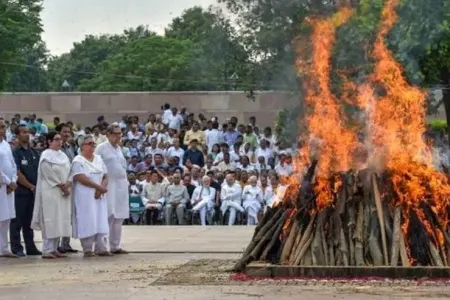 Hindistanda dul qadınlar üçün dəhşətli ritual: - Bunu heç kim təsəvvür edə bilməz