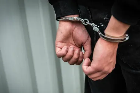 Abşeronda evlərdən oğurluqlar edən 3 şəxs saxlanıldı