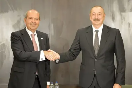 Ersin Tatar İlham Əliyevi təbrik etdi
