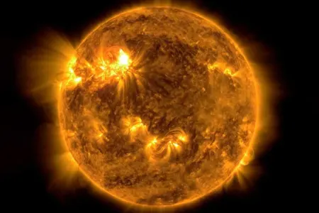 Günəşdə güclü plazma emissiyası baş verdi