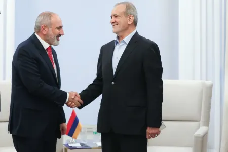 Paşinyan Pezeşkiana Vaşinqton görüşü barədə məlumat verdi