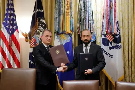 Azərbaycan və Ermənistan bir-birinə qarşı hər hansı ərazi iddialarının olmadığını təsdiq edirlər