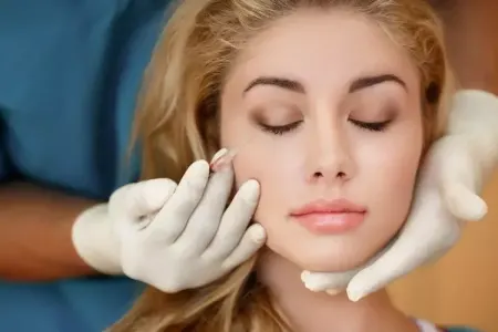 Nazirlikdən botoks və dolğularla bağlı XƏBƏRDARLIQ