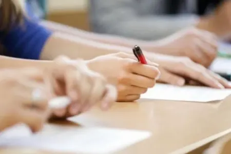 Ali məktəblərdə IV ixtisas qrupunda dövlət sifarişi üzrə yerlərin sayı artırıldı