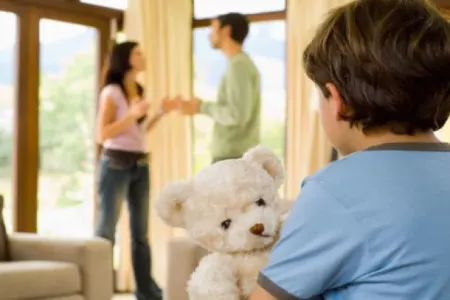 Azərbaycanda 73 nəfər valideynlik hüququndan - məhrum edildi