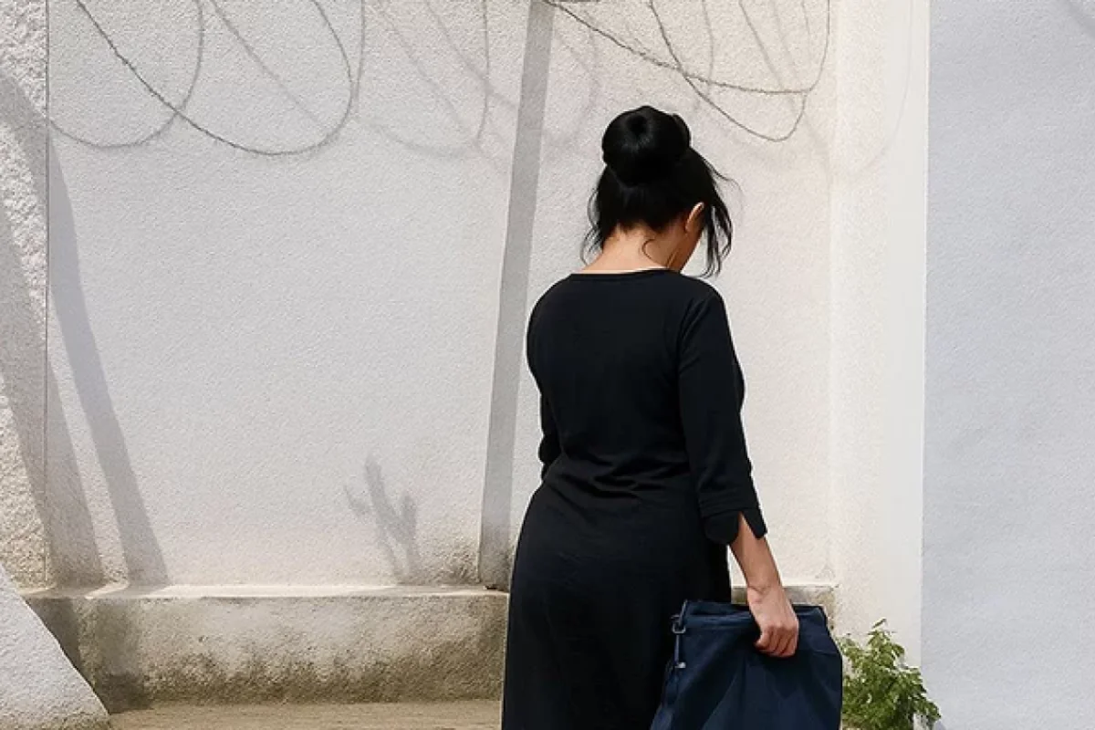 Rüşvətə görə həbs edilən xadimə azadlığa buraxıldı