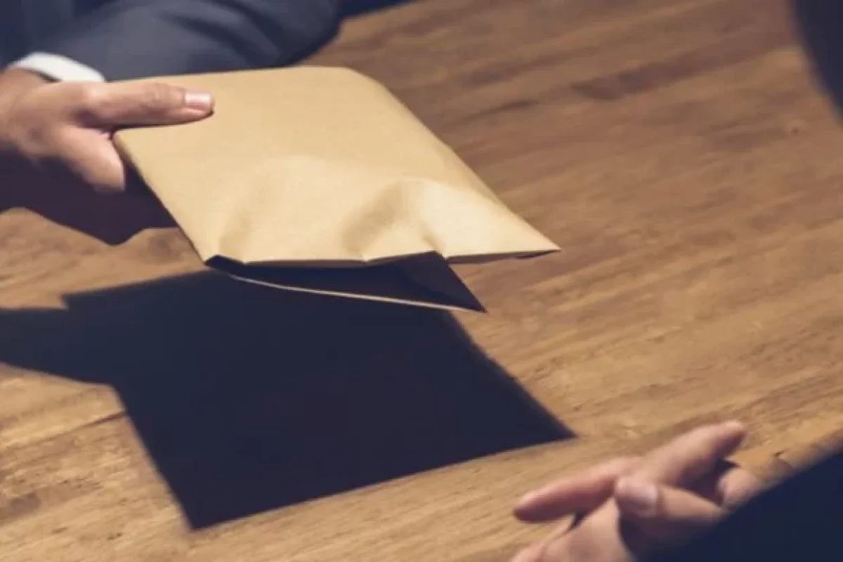 Azərbaycanda qardaşlardan yarım milyonluq - Dələduzluq