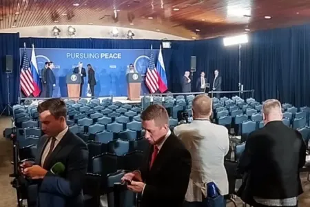 Putin və Trampın görüşünün formatı dəyişdirildi
