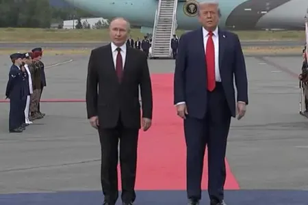 Putin və Trampın tarixi görüşü başa çatdı -YENİLƏNİB