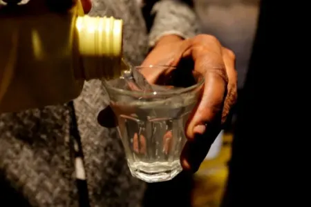 Bu ölkədə 23 nəfər alkoqoldan zəhərlənib öldü