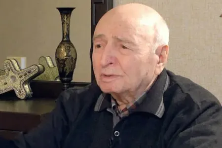 Yazıçı Vidadi Babanlı Qazaxda dəfn olundu