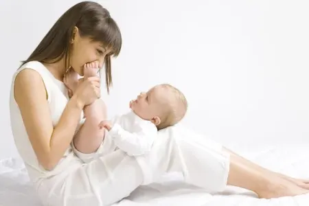 18 yaşına çatmayan qadınlar tərəfindən dünyaya gətirilən uşaqların sayı azalıb