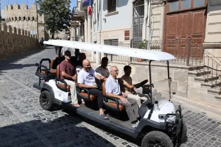 Bundan sonra İçərişəhəri avtobusla gəzə bilərsiniz- - Qiymət açıqlandı