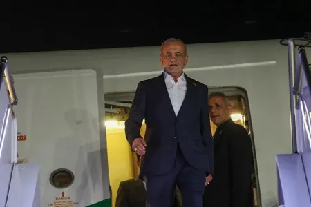 İran prezidenti Belarusa səfər etdi