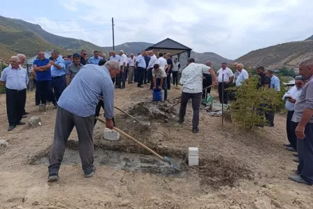 Şair Məmməd İsmayıl dəfn olundu - FOTO