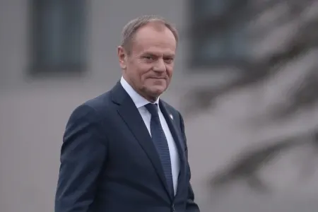 Polşanın Baş naziri Budapeşti tənqid etdi