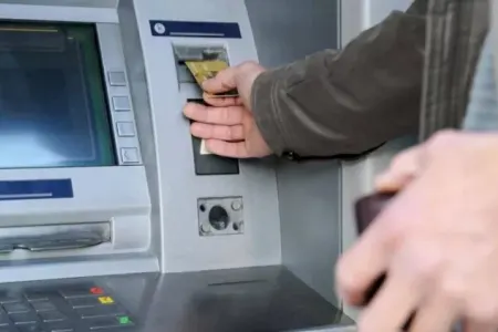 Bank kartı olanlar DİQQƏTLİ OLSUN: - Bu əməliyyatlar zamanı əlavə pul tutulacaq