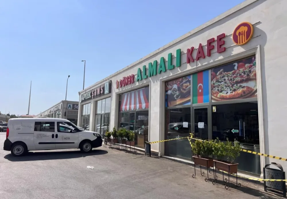 Kütləvi zəhərlənməyə səbəb olan dönərxana bağlandı - Fotolar