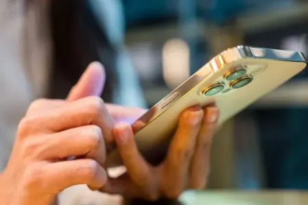 "İphone" istifadə edənlərin DİQQƏTİNƏ: Təhlükə var