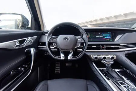 Qız görüşə gəlmədi, sərxoş olub "Changan"ı oğurladı - BAKIDA