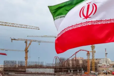 İran bir neçə ölkədə silah zavodları tikdi
