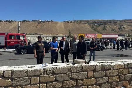 “Sədərək”də güclü yanğın: - General hadisə yerinə gəldi