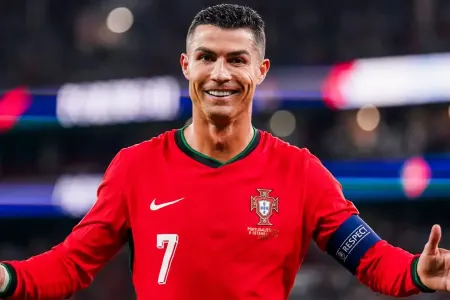 Uşaqlıqda yemək dilənən, hazırda əfsanə olan - “balaca arı” RONALDO