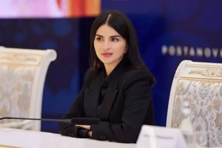 Mirziyoyeva Mehriban Əliyevanı təbrik etdi