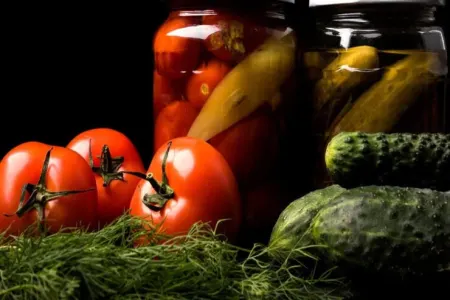 Pomidorları belə marinad edəndə qabığı çatlamır