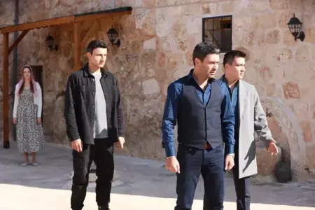 “Uzak Şehir”in məşhur aktyoruna ağır itki - FOTO