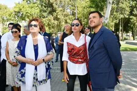 Emin Ağalarov Mehriban Əliyevanı təbrik etdi - VİDEO