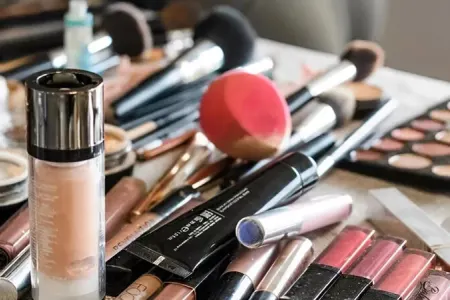 Bu kosmetik vasitələrdən istifadə ciddi fəsadlar yarada bilər