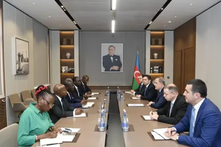 Ceyhun Bayramovla Con Mulimba arasında görüş keçirildi