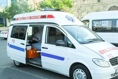 Gəncədə 2 nəfər bıçaqlandı