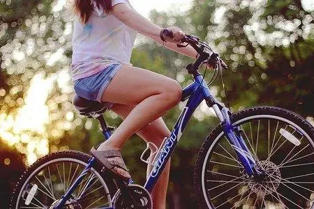 Dağlıq yerdə velosipeddən yıxılan yeniyetmə öldü